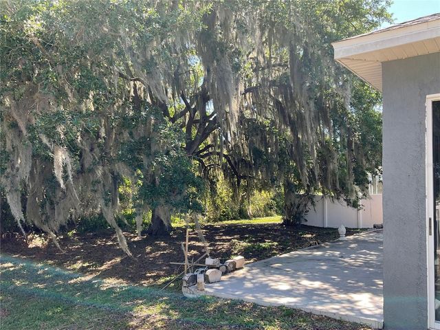 132 GOLF AIRE BLVD, Haines City, FL 33844