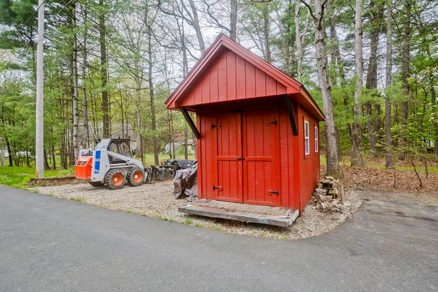 317 Chicopee Street, Granby, MA 01033