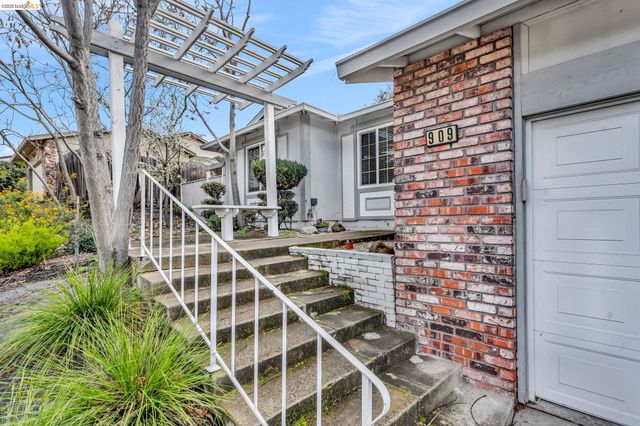 909 HALITE WAY, Antioch, CA 94509