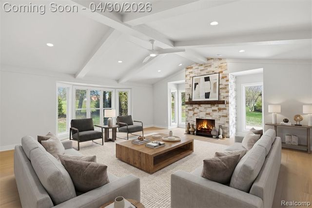 1906 Independence Court, Rochester Hills, MI 48306