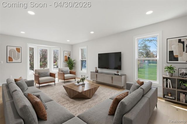 1906 Independence Court, Rochester Hills, MI 48306