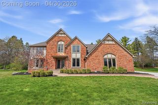 1906 Independence Court, Rochester Hills, MI 48306