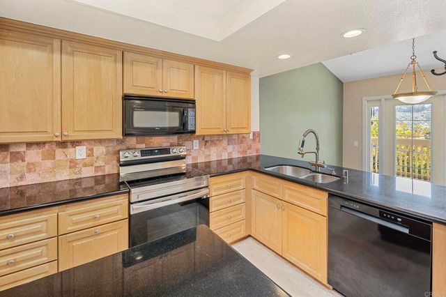 5983 Gaines Street, San Diego, CA 92110