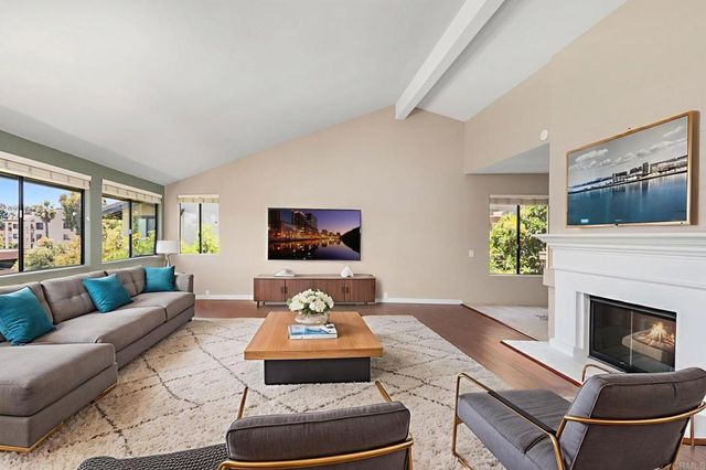 5983 Gaines Street, San Diego, CA 92110