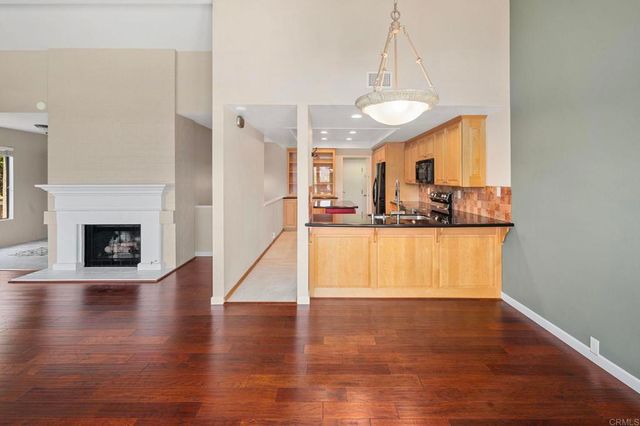 5983 Gaines Street, San Diego, CA 92110