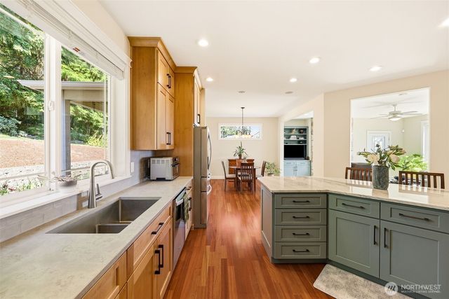 13718 9th Avenue Ct NW, Gig Harbor, WA 98332