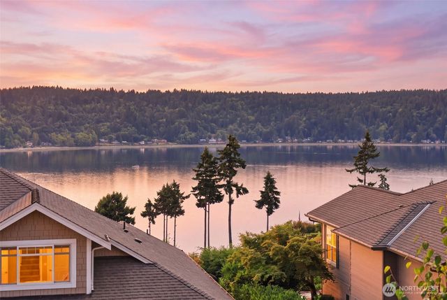 13718 9th Avenue Ct NW, Gig Harbor, WA 98332