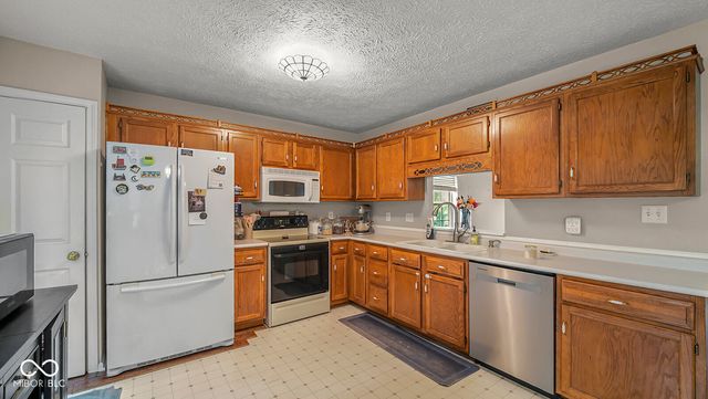 4309 Saffron Drive, Indianapolis, IN 46237