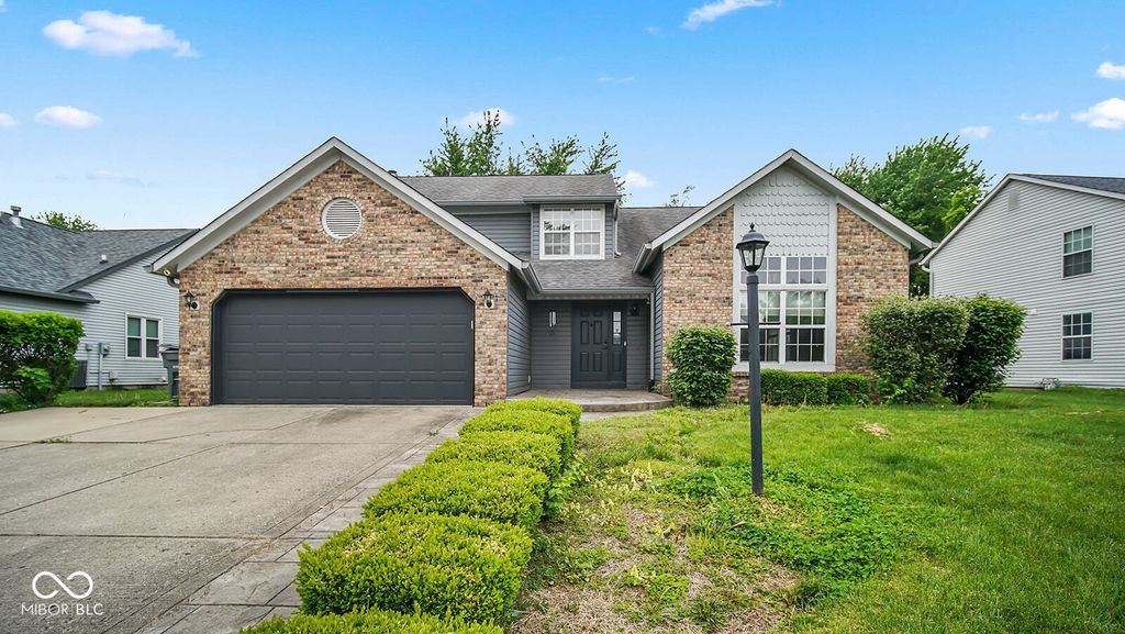4309 Saffron Drive, Indianapolis, IN 46237