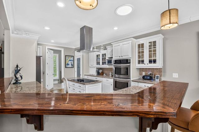 335 Old Carriage Loop, Georgetown, SC 29440