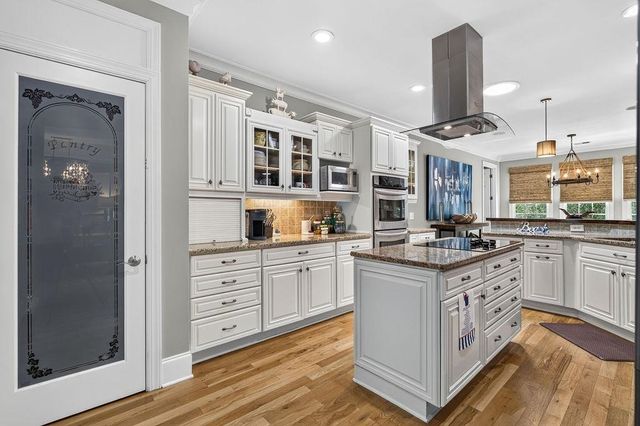 335 Old Carriage Loop, Georgetown, SC 29440
