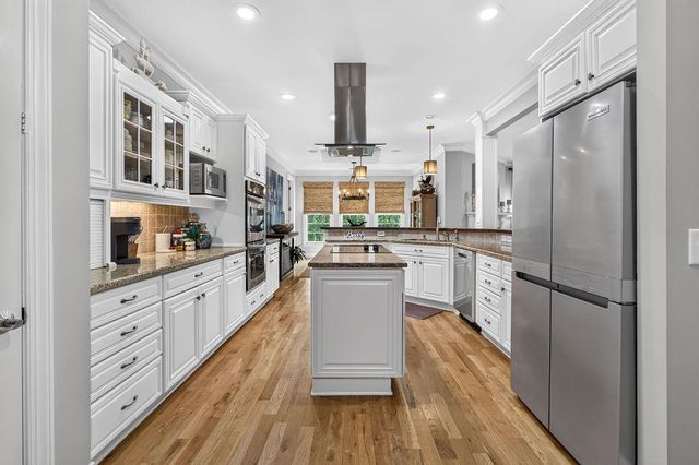 335 Old Carriage Loop, Georgetown, SC 29440