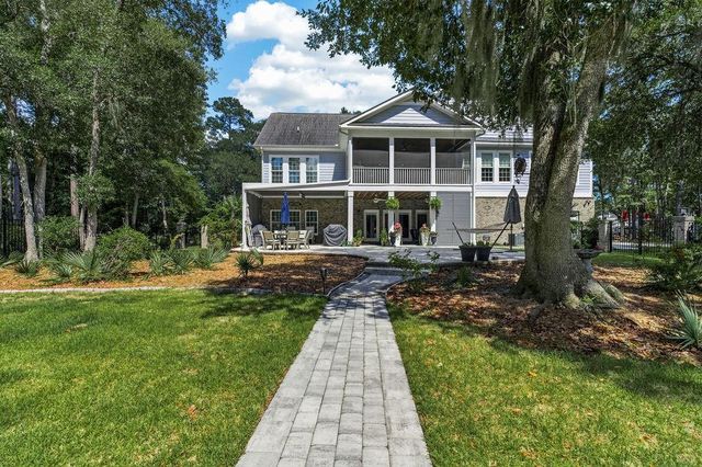 335 Old Carriage Loop, Georgetown, SC 29440