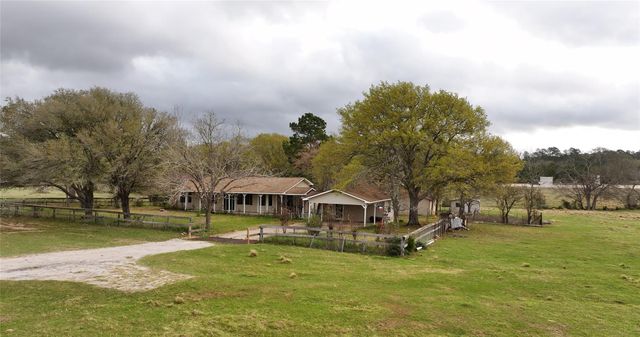 20136 Moriarty Road, Richards, TX 77873