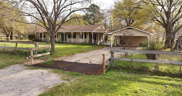 20136 Moriarty Road, Richards, TX 77873