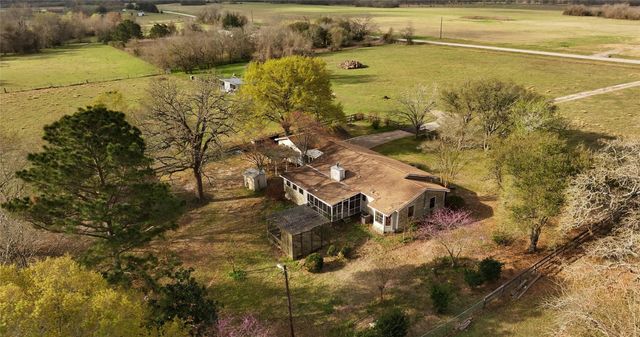 20136 Moriarty Road, Richards, TX 77873