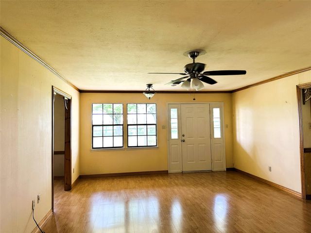 20136 Moriarty Road, Richards, TX 77873