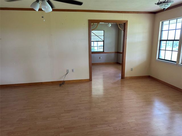 20136 Moriarty Road, Richards, TX 77873