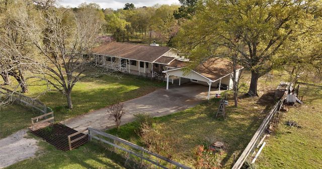 20136 Moriarty Road, Richards, TX 77873