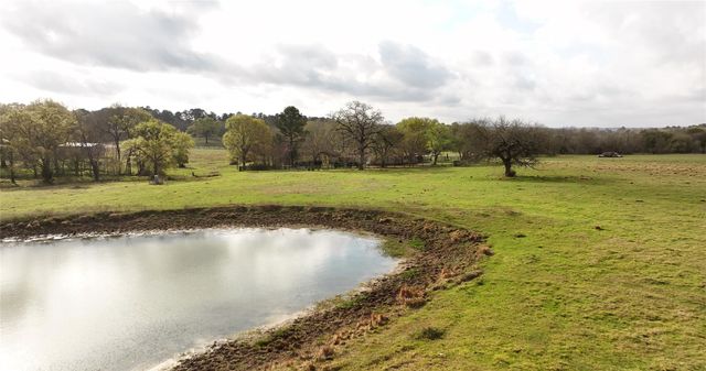 20136 Moriarty Road, Richards, TX 77873