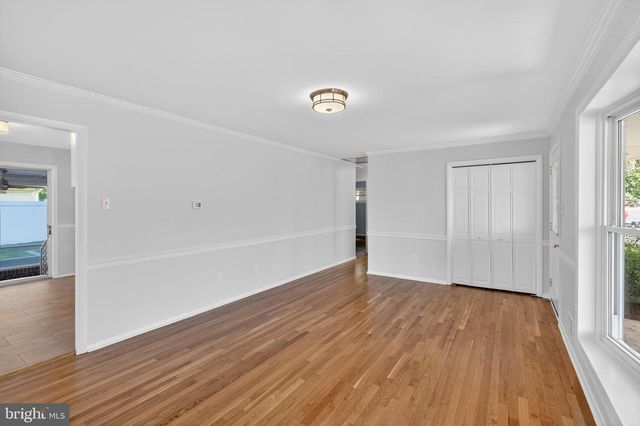 6824 CONSTANCE DR, Springfield, VA 22150