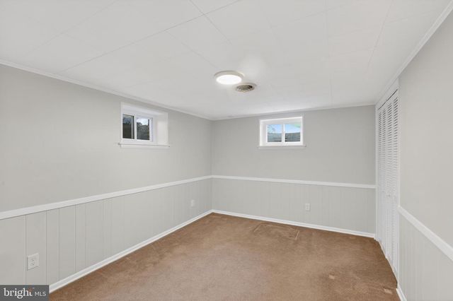 6824 CONSTANCE DR, Springfield, VA 22150