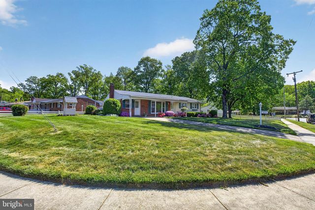 6824 CONSTANCE DR, Springfield, VA 22150