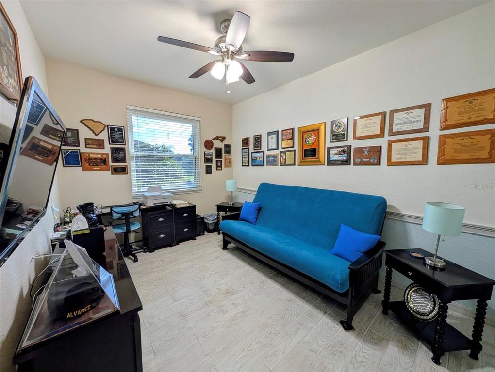 Image 40 of property listing at 5201 GREEN DRIVE, Winter Haven, FL 33884
