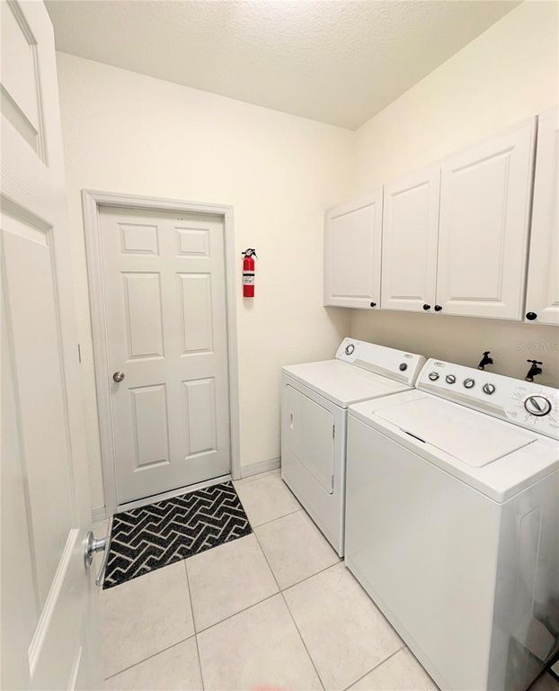 Image 49 of property listing at 5201 GREEN DRIVE, Winter Haven, FL 33884
