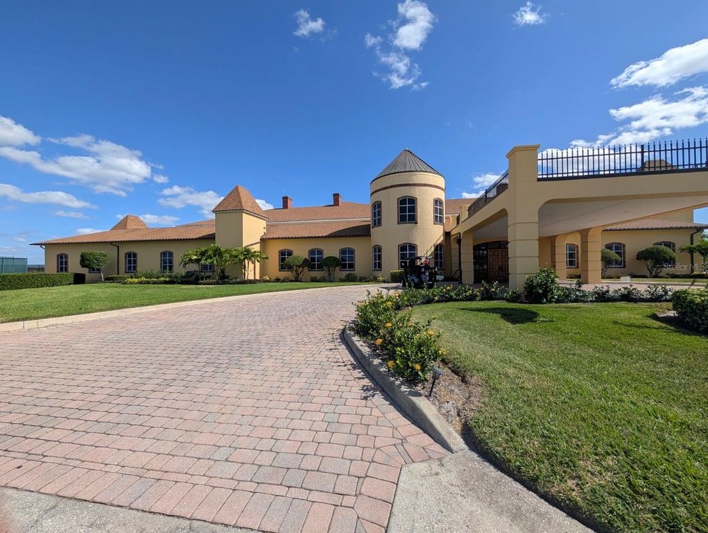 Image 64 of property listing at 5201 GREEN DRIVE, Winter Haven, FL 33884