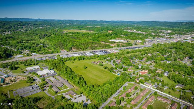 2216 Lamont Street, Kingsport, TN 37664