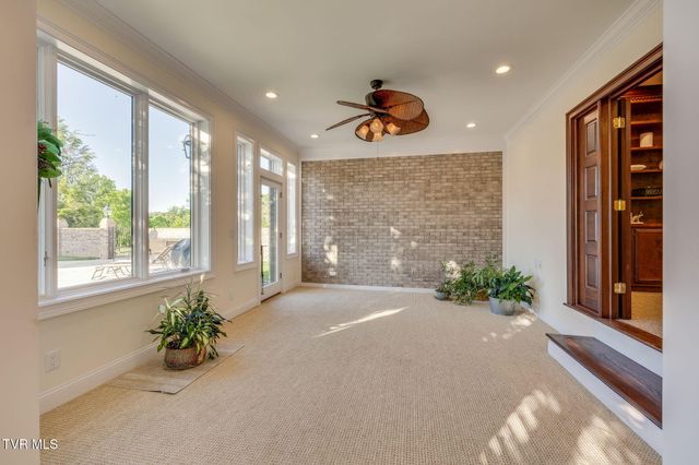 2216 Lamont Street, Kingsport, TN 37664