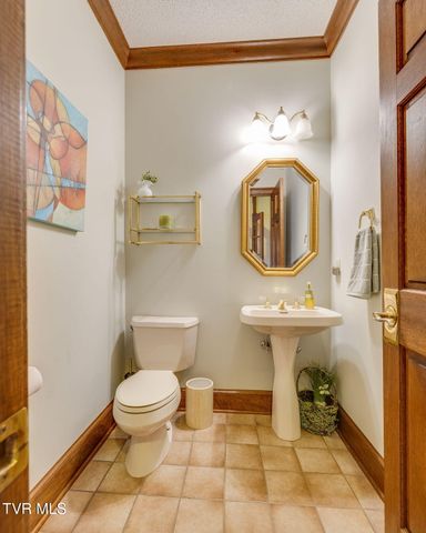 2216 Lamont Street, Kingsport, TN 37664