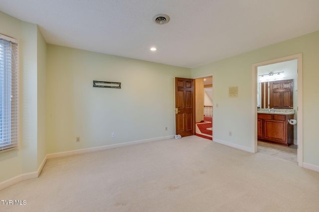 2216 Lamont Street, Kingsport, TN 37664