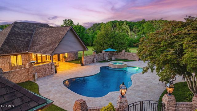 2216 Lamont Street, Kingsport, TN 37664
