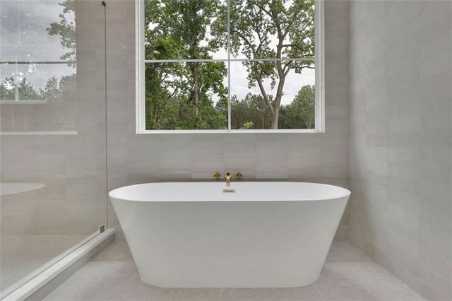 3893 INDIAN SHOALS SE Road, Bethlehem, GA 30620