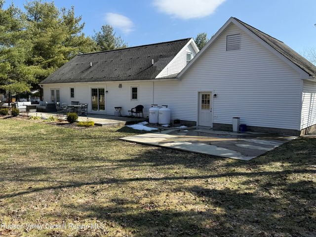 4 Cusa Drive, Highland, NY 12528