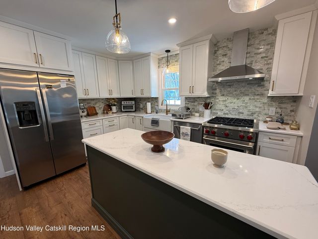 4 Cusa Drive, Highland, NY 12528