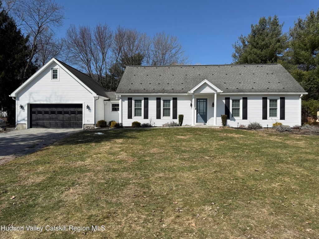 4 Cusa Drive, Highland, NY 12528