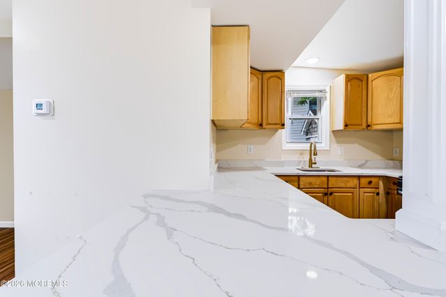 16 Creek Road, Keansburg, NJ 07734