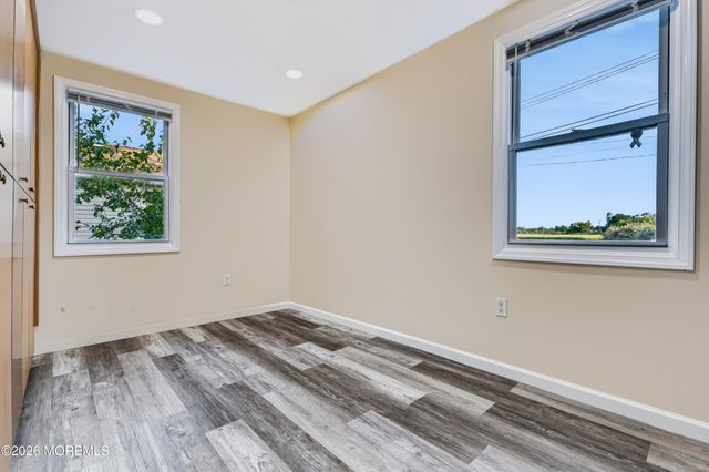 16 Creek Road, Keansburg, NJ 07734