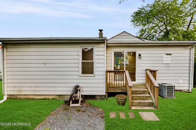 16 Creek Road, Keansburg, NJ 07734
