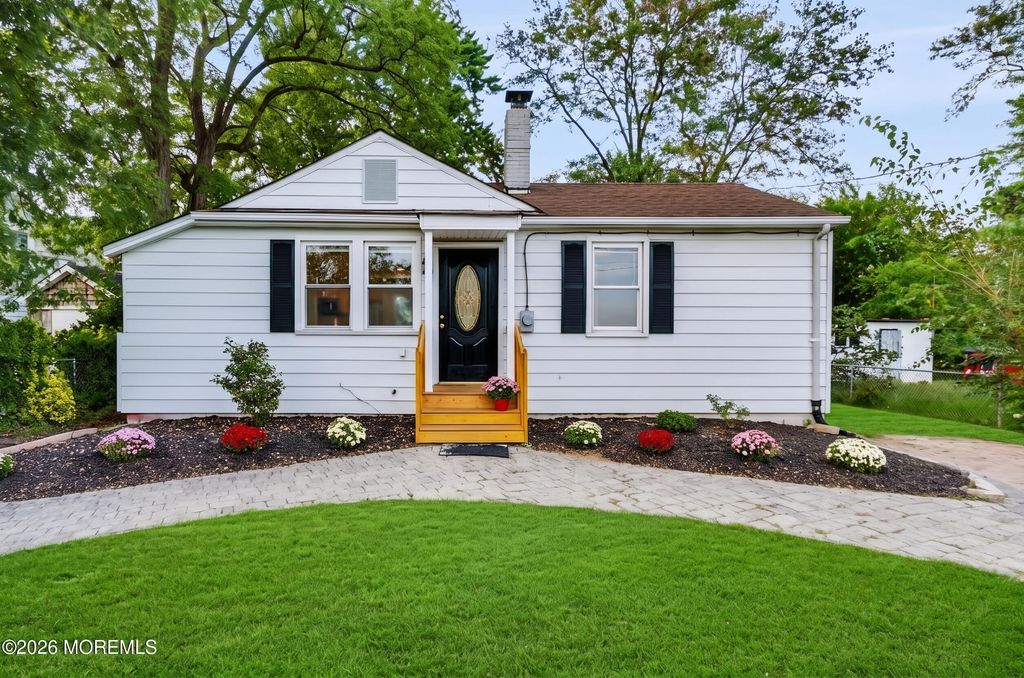 16 Creek Road, Keansburg, NJ 07734