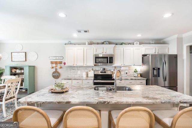 306 Gibson Circle, Kathleen, GA 31047