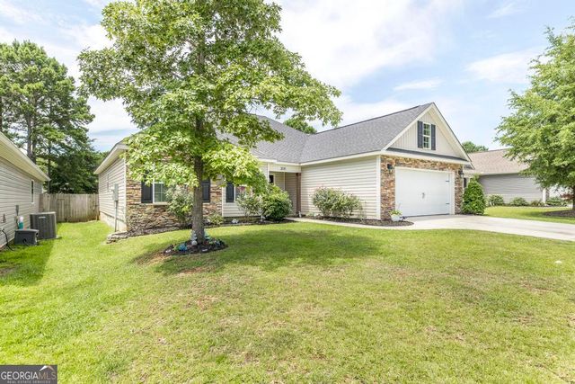 306 Gibson Circle, Kathleen, GA 31047