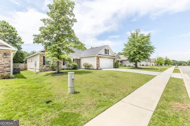 306 Gibson Circle, Kathleen, GA 31047