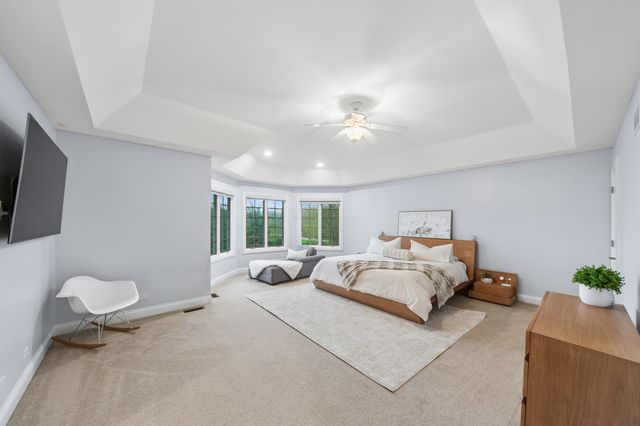 14965 Creekside Path, Libertyville, IL 60048