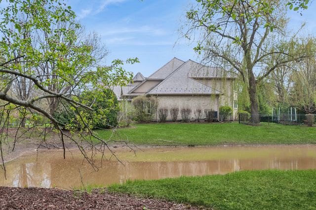 14965 Creekside Path, Libertyville, IL 60048