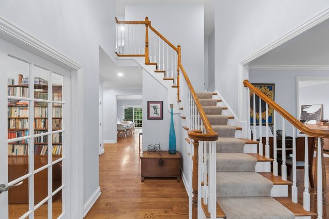 14965 Creekside Path, Libertyville, IL 60048