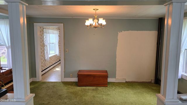 1265 S Schodack Road, Schodack, NY 12033